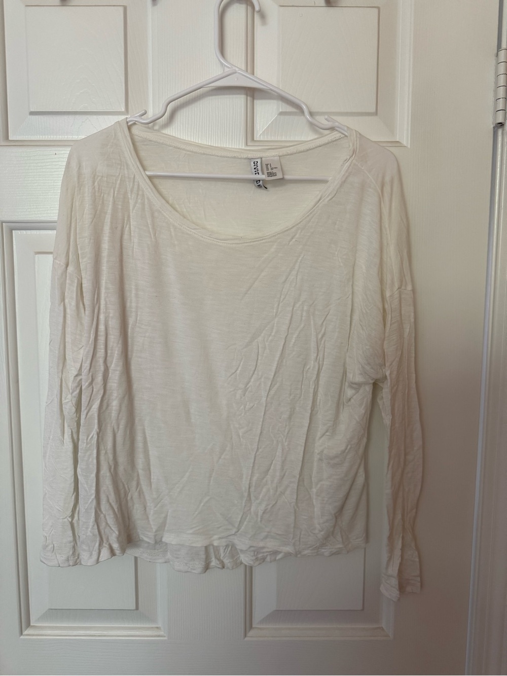 White Long-Sleeve Scoop Neck Top